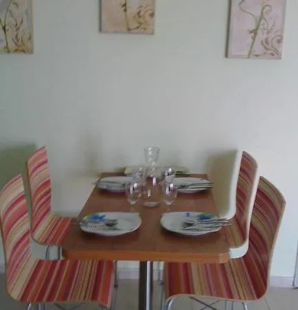 Flat Near The Sea شقة